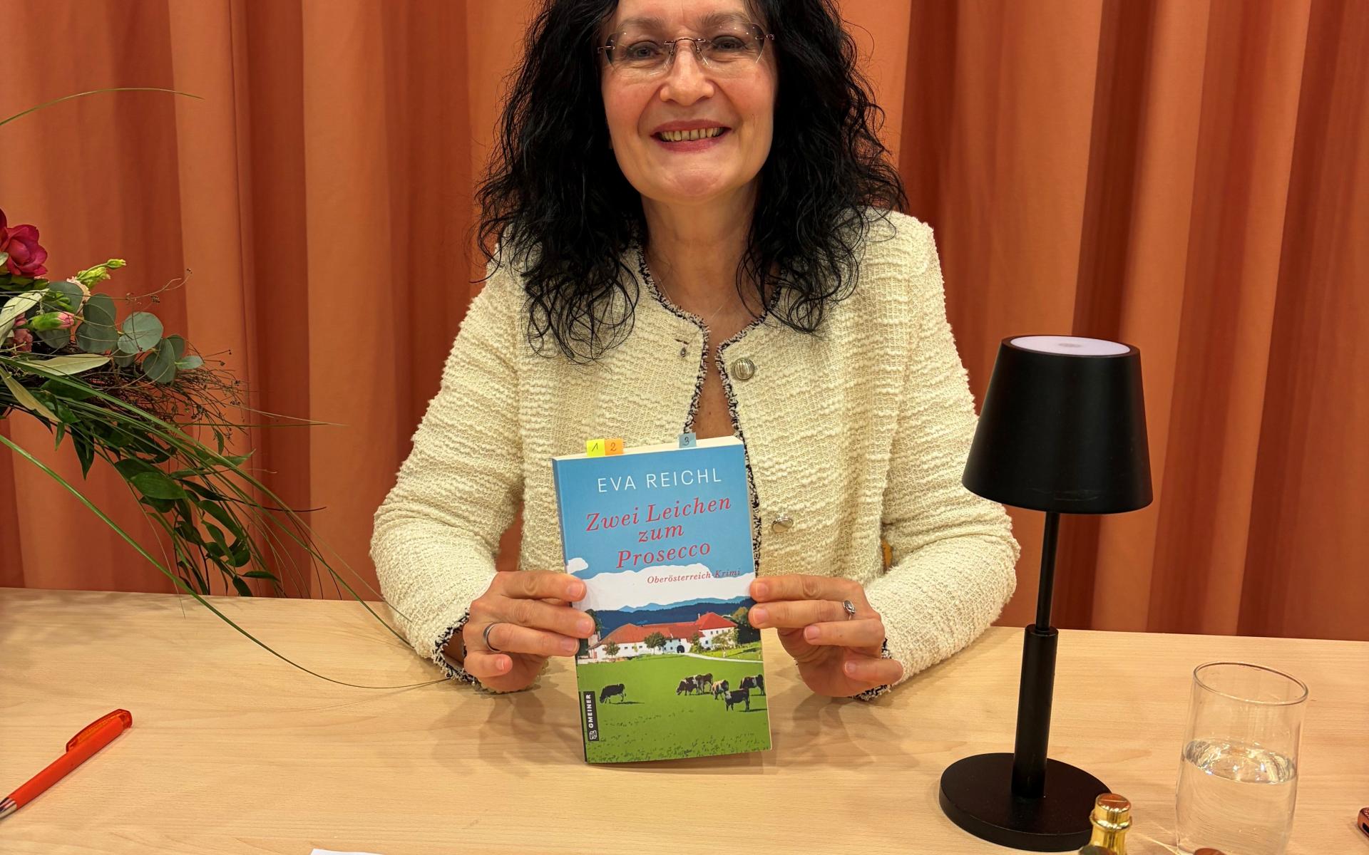 Krimi-Autorin Eva Reichl